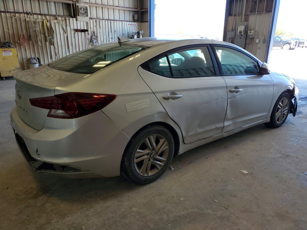 2019 HYUNDAI ELANTRA SEL photo 7
