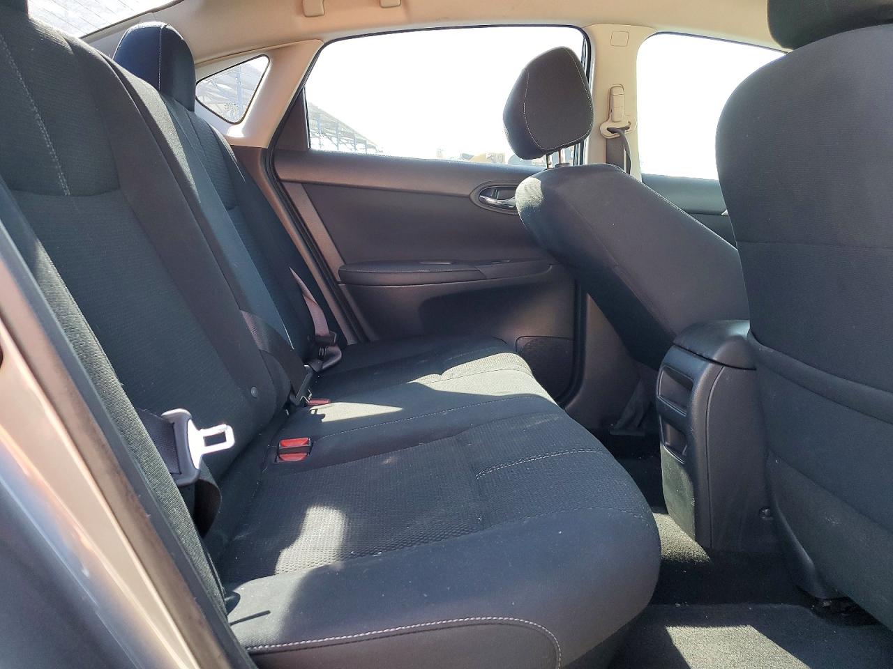 2017 NISSAN SENTRA S photo 19