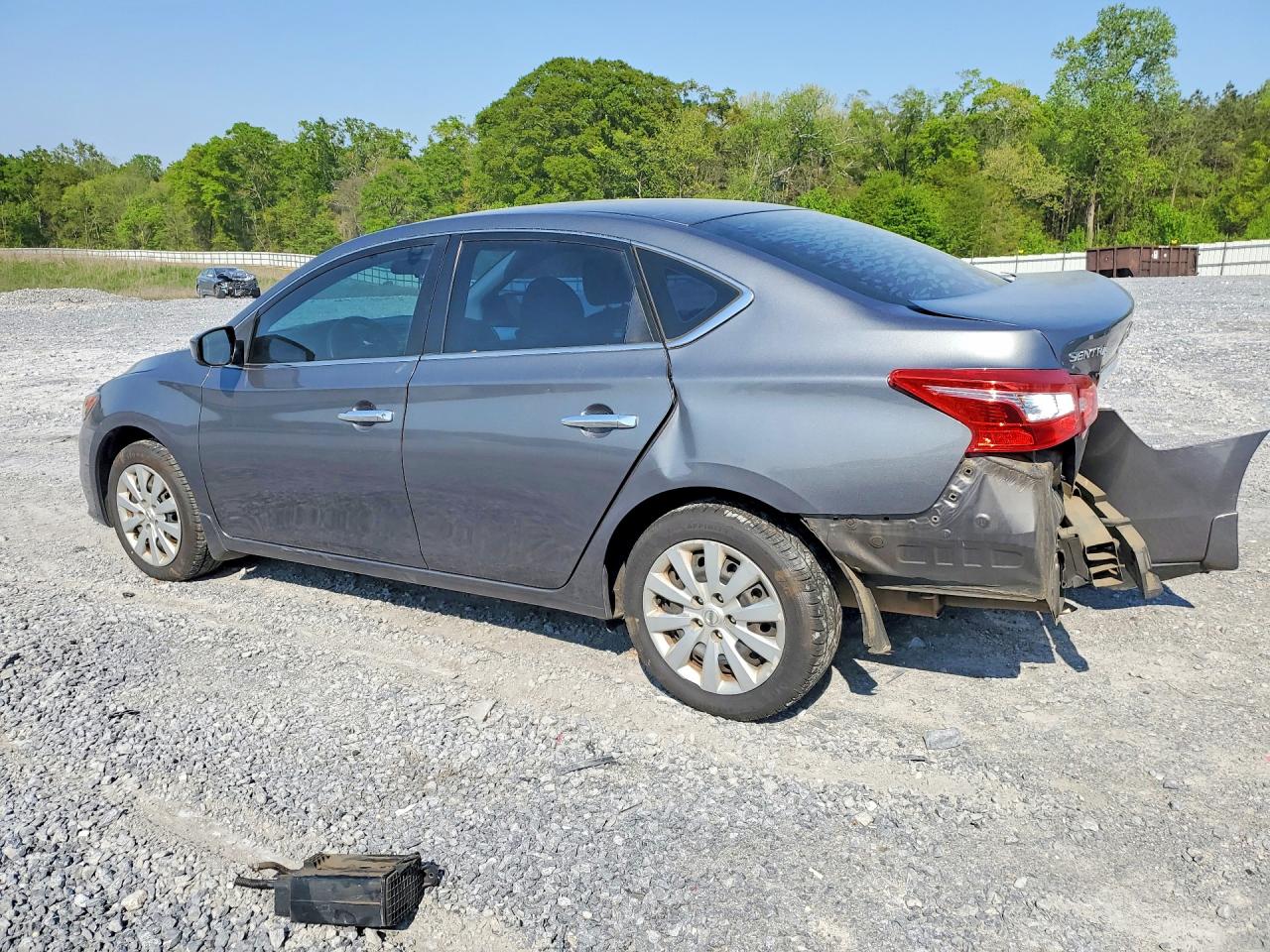 2017 NISSAN SENTRA S photo 3