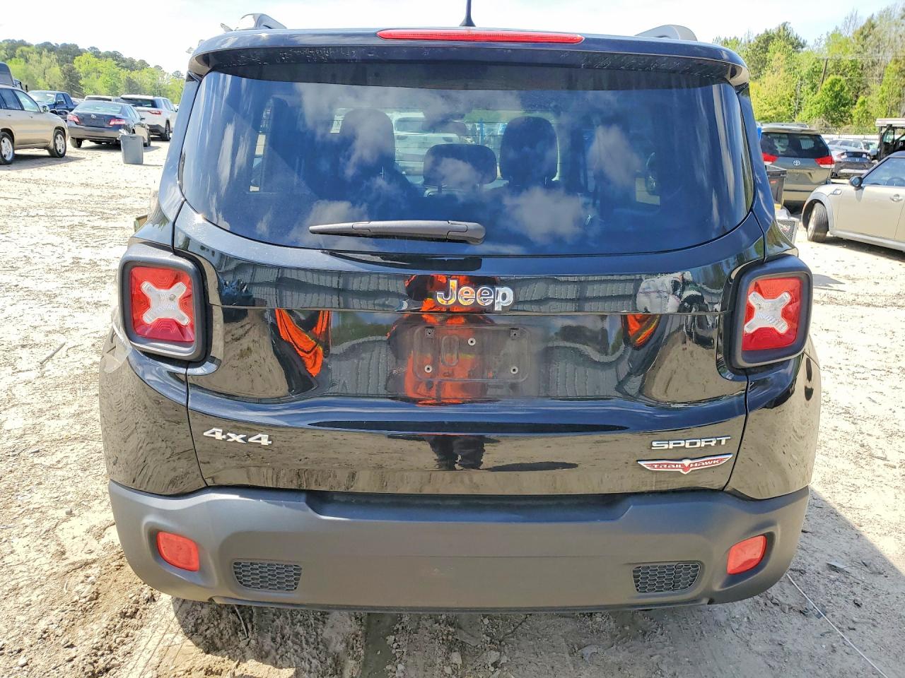2017 JEEP RENEGADE SPORT photo 11