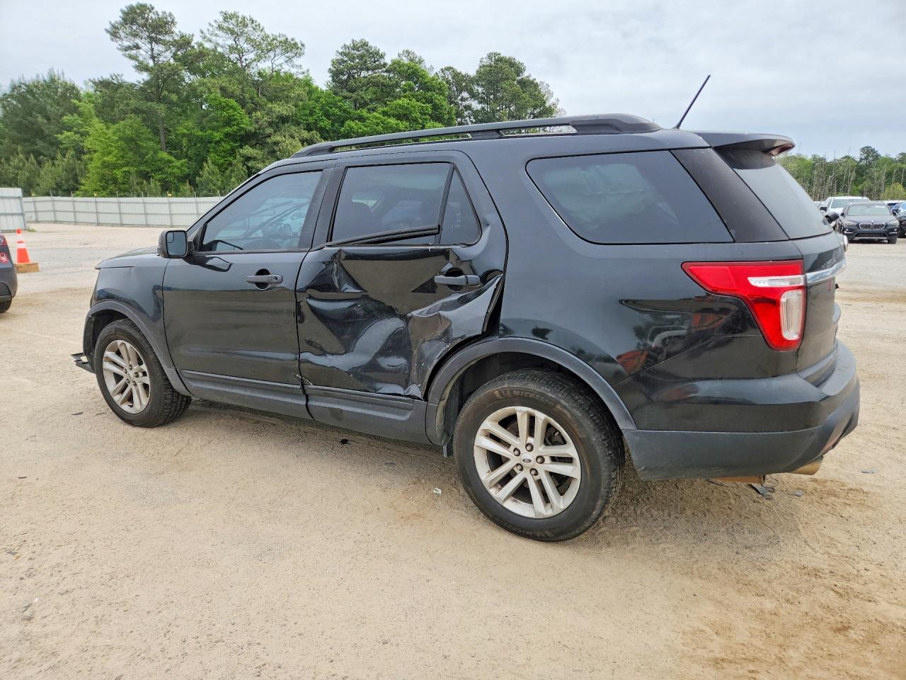 2015 FORD EXPLORER photo 3