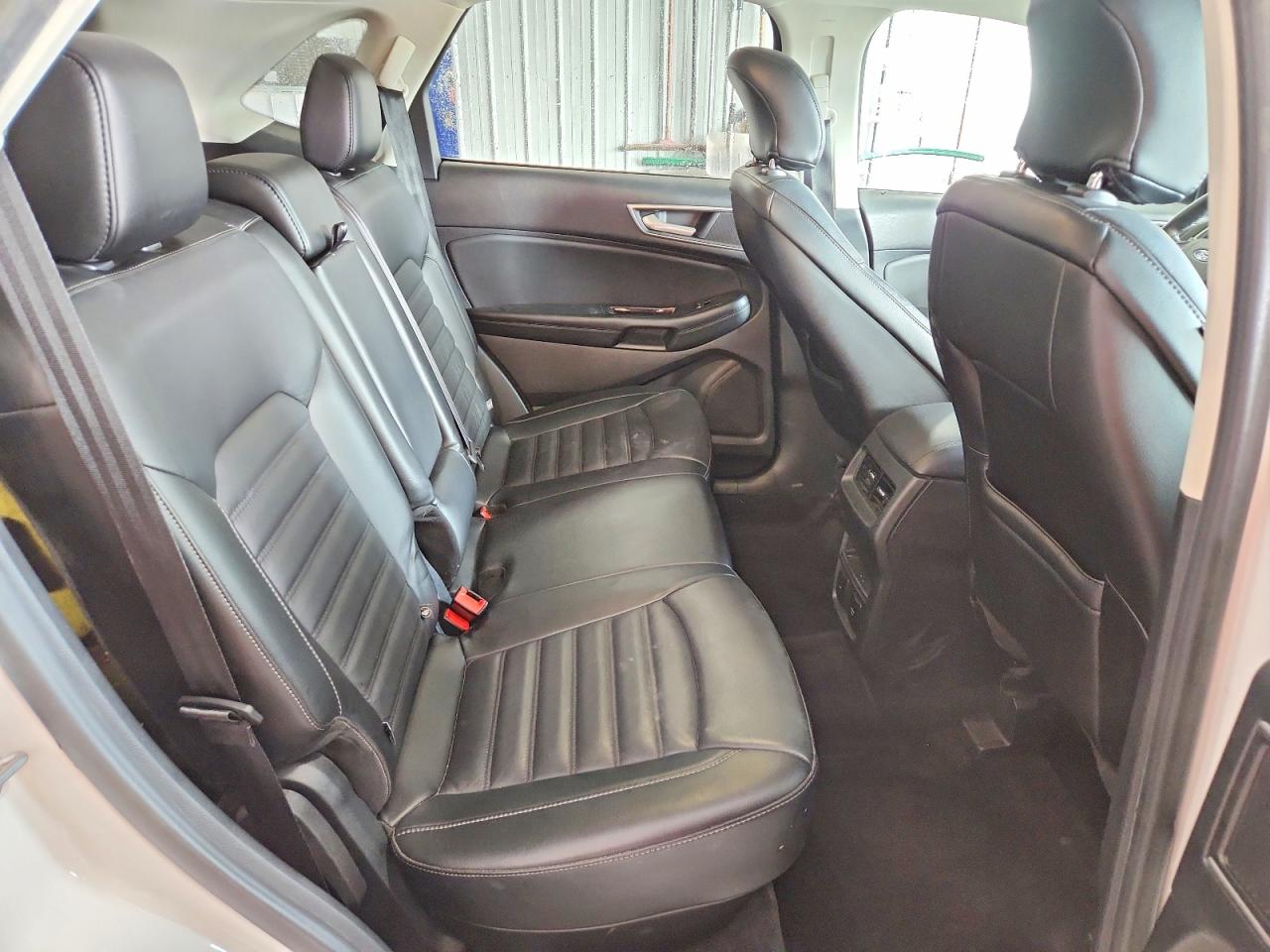 2016 FORD EDGE SEL photo 28