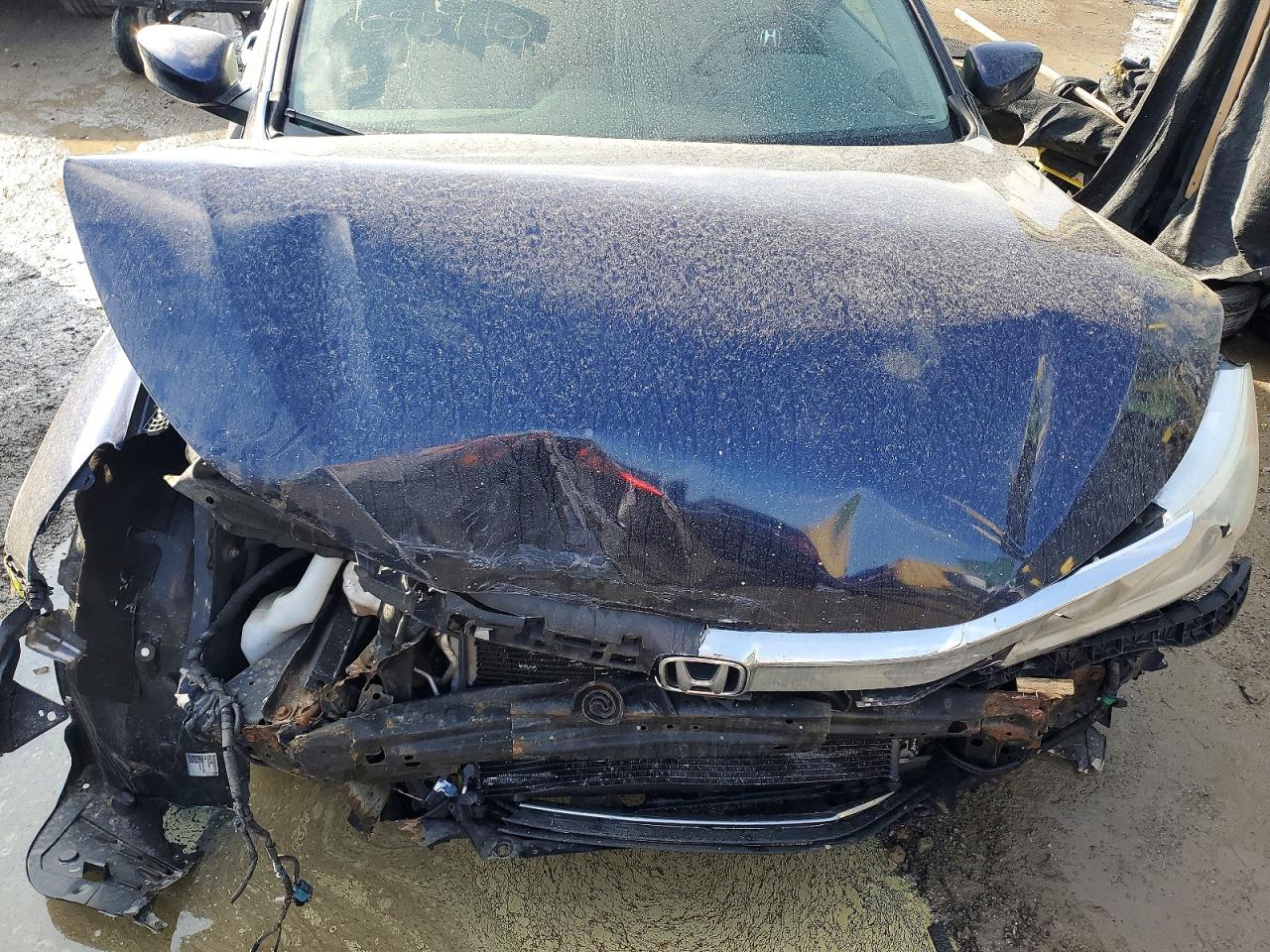 2016 HONDA ACCORD LX photo 21