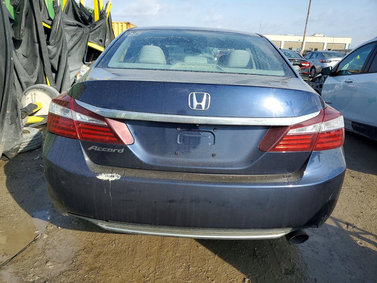 2016 HONDA ACCORD LX photo 11