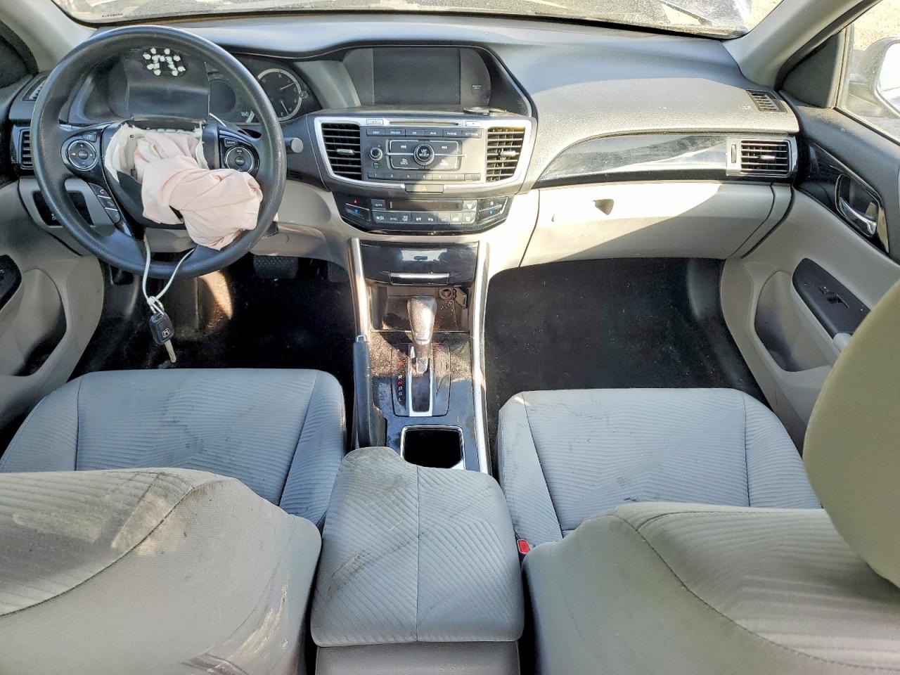 2016 HONDA ACCORD LX photo 15