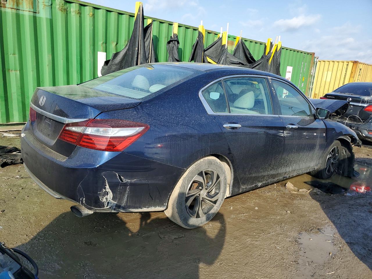 2016 HONDA ACCORD LX photo 5