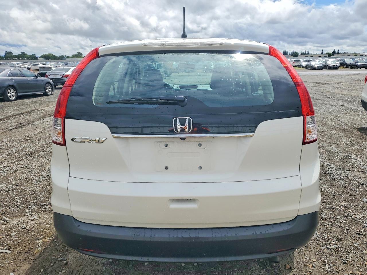 2013 HONDA CR-V LX photo 11