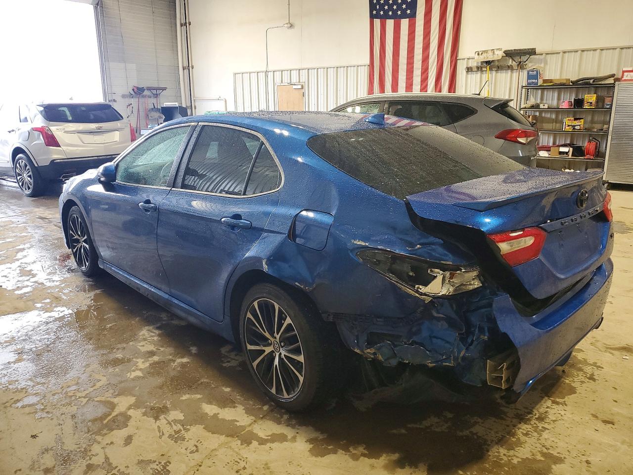 2020 TOYOTA CAMRY SE photo 4