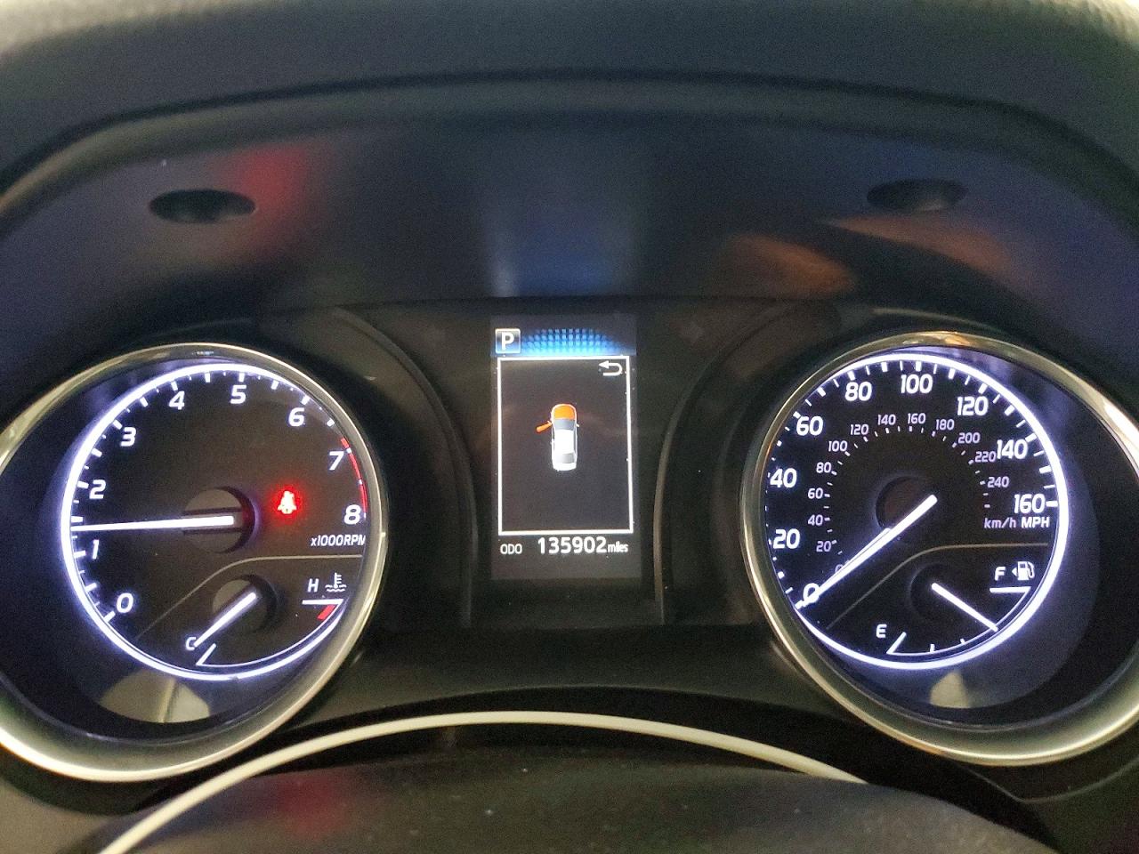 2020 TOYOTA CAMRY SE photo 25