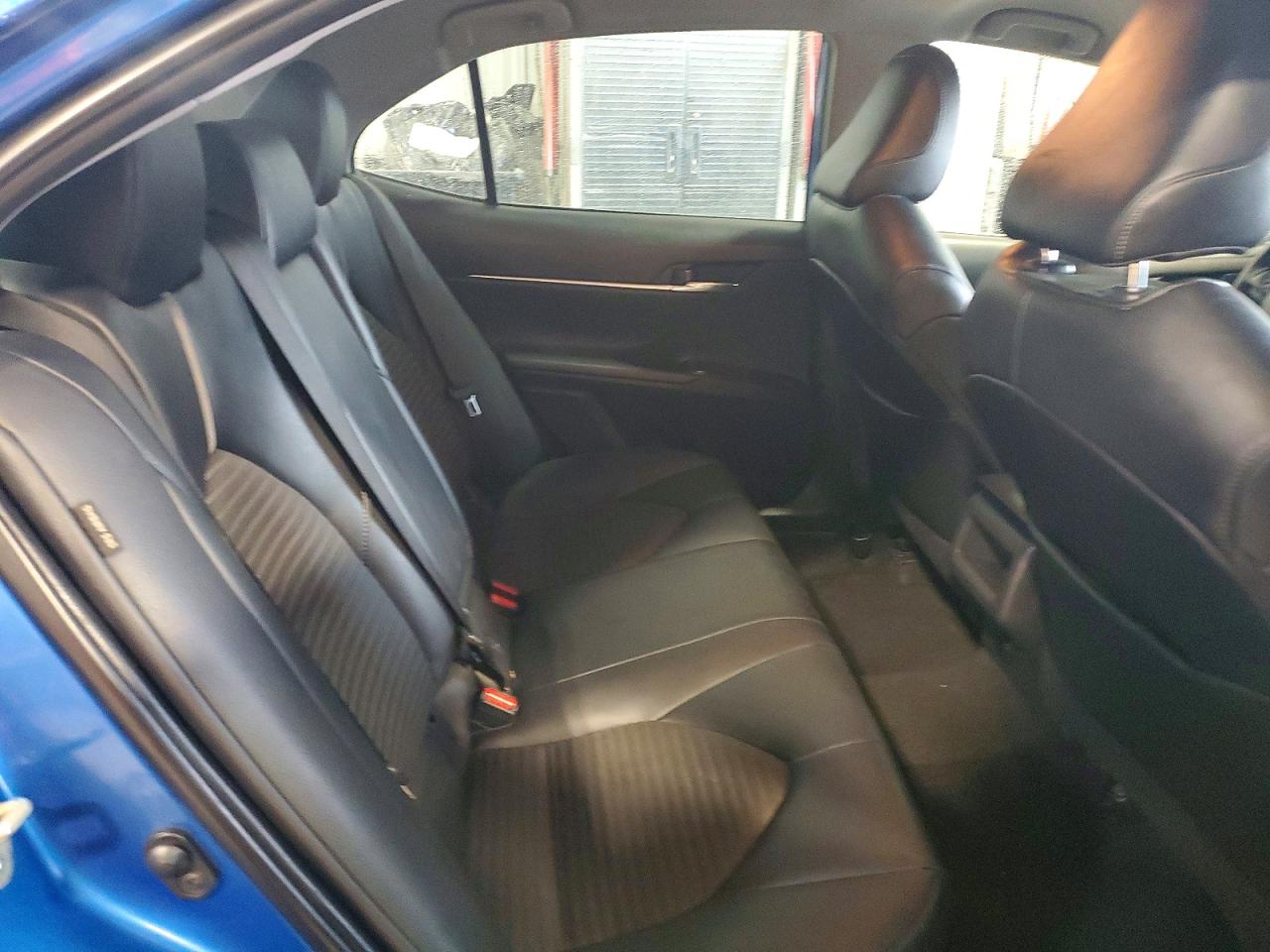 2020 TOYOTA CAMRY SE photo 28