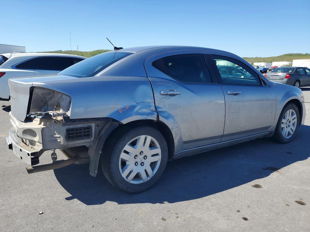 2013 DODGE AVENGER SE photo 5