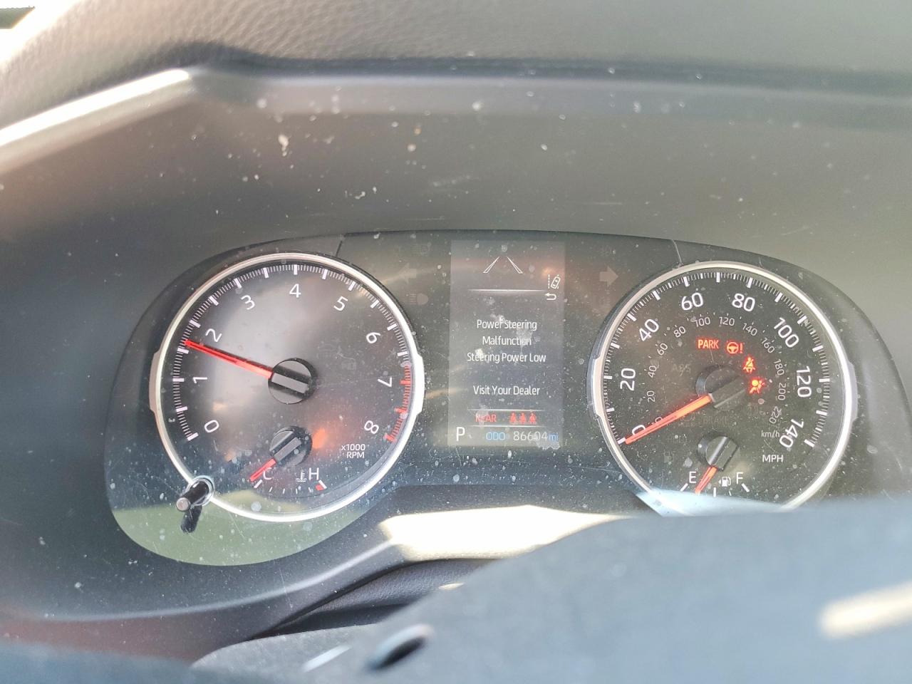 2022 TOYOTA RAV4 LE photo 17