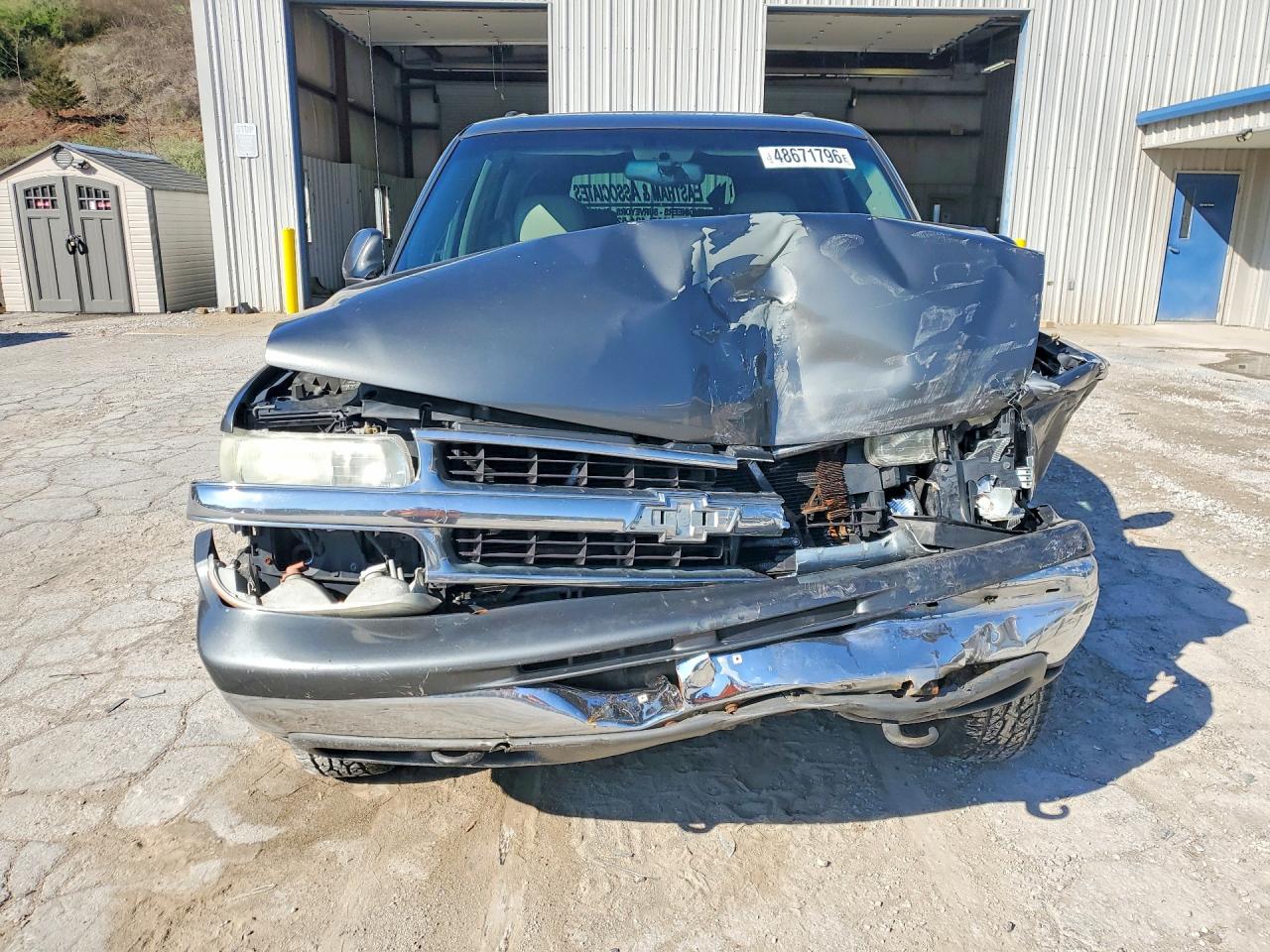 2000 CHEVROLET SUBURBAN K1500 photo 13