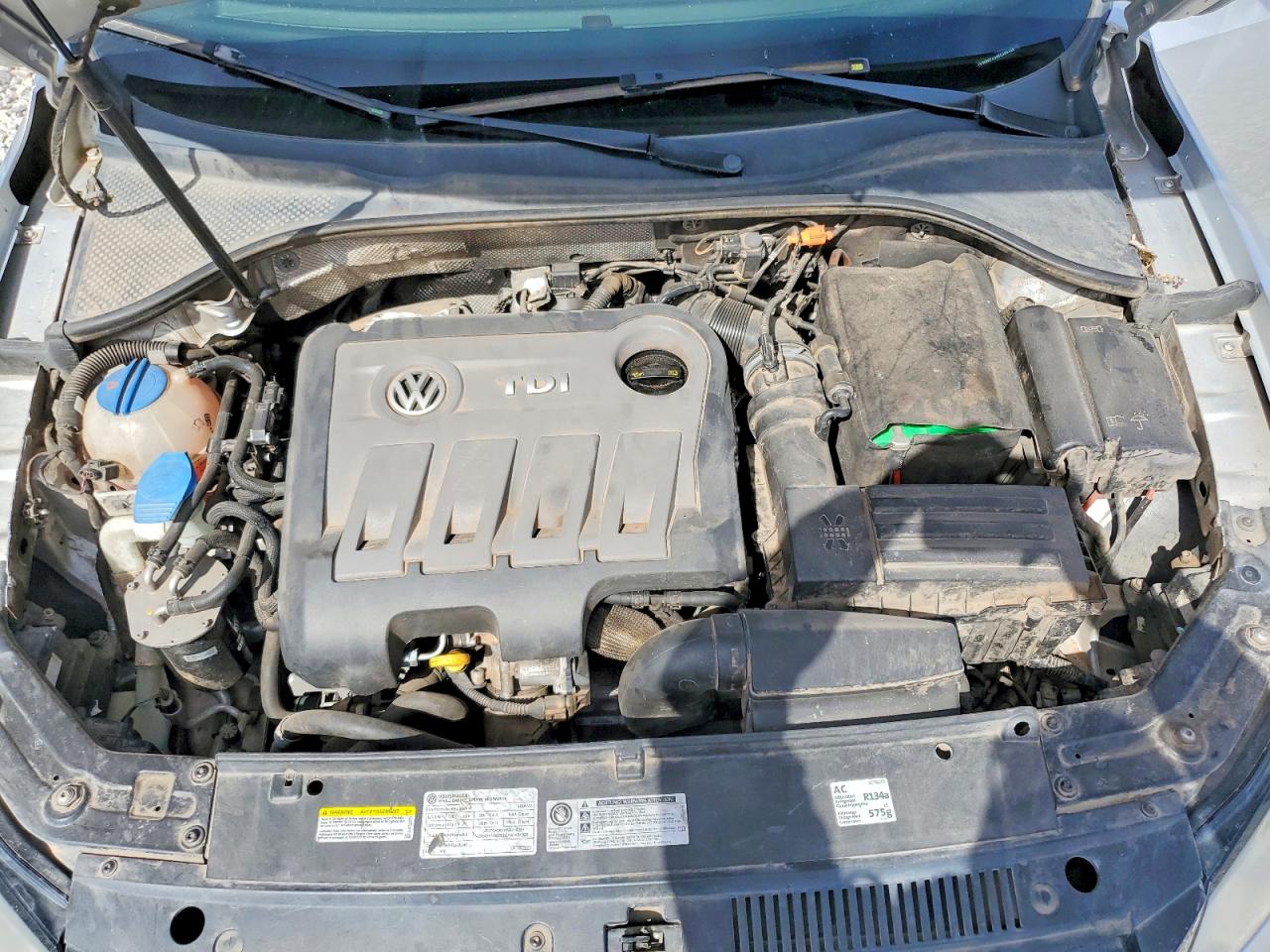 2014 VOLKSWAGEN PASSAT SE photo 11