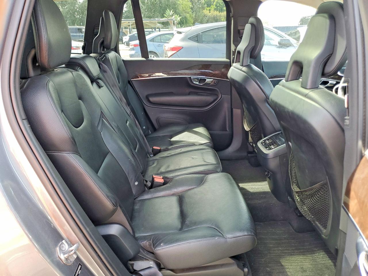 2016 VOLVO XC90 T6 photo 21