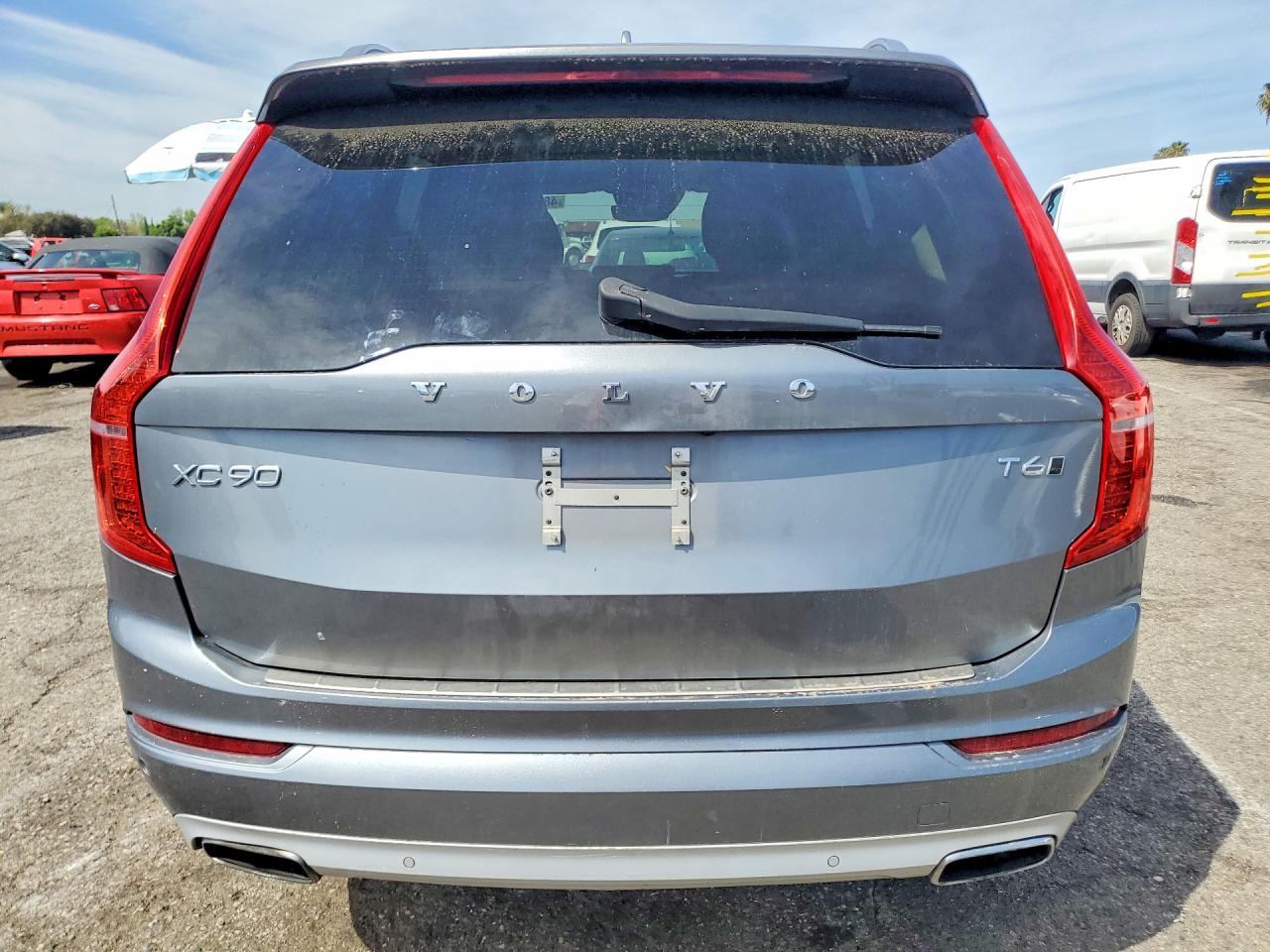 2016 VOLVO XC90 T6 photo 11