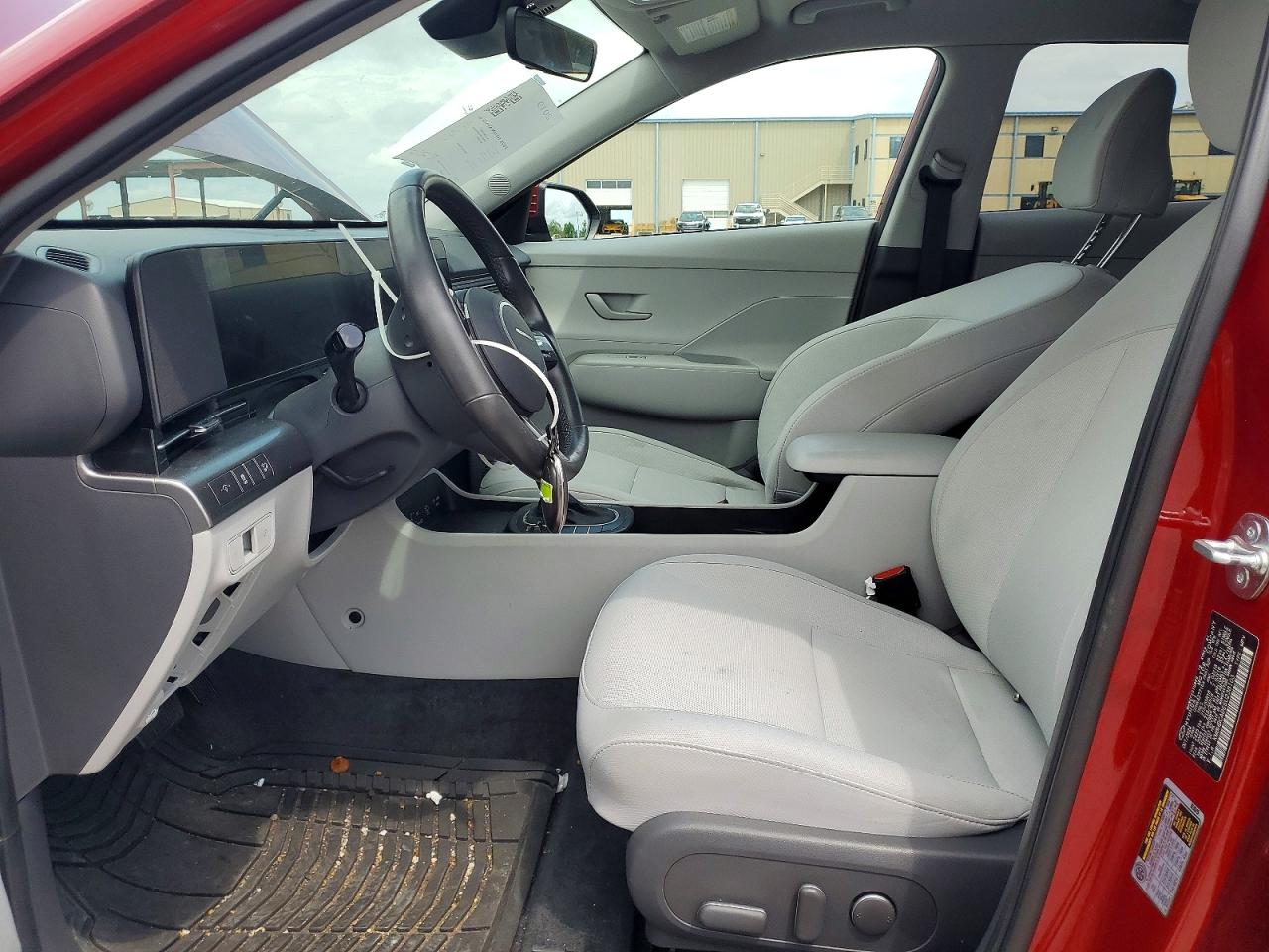 2025 HYUNDAI KONA SEL photo 19