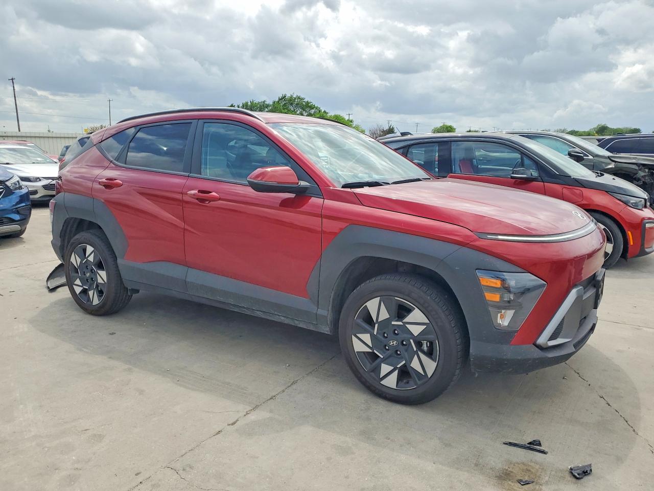 2025 HYUNDAI KONA SEL photo 10