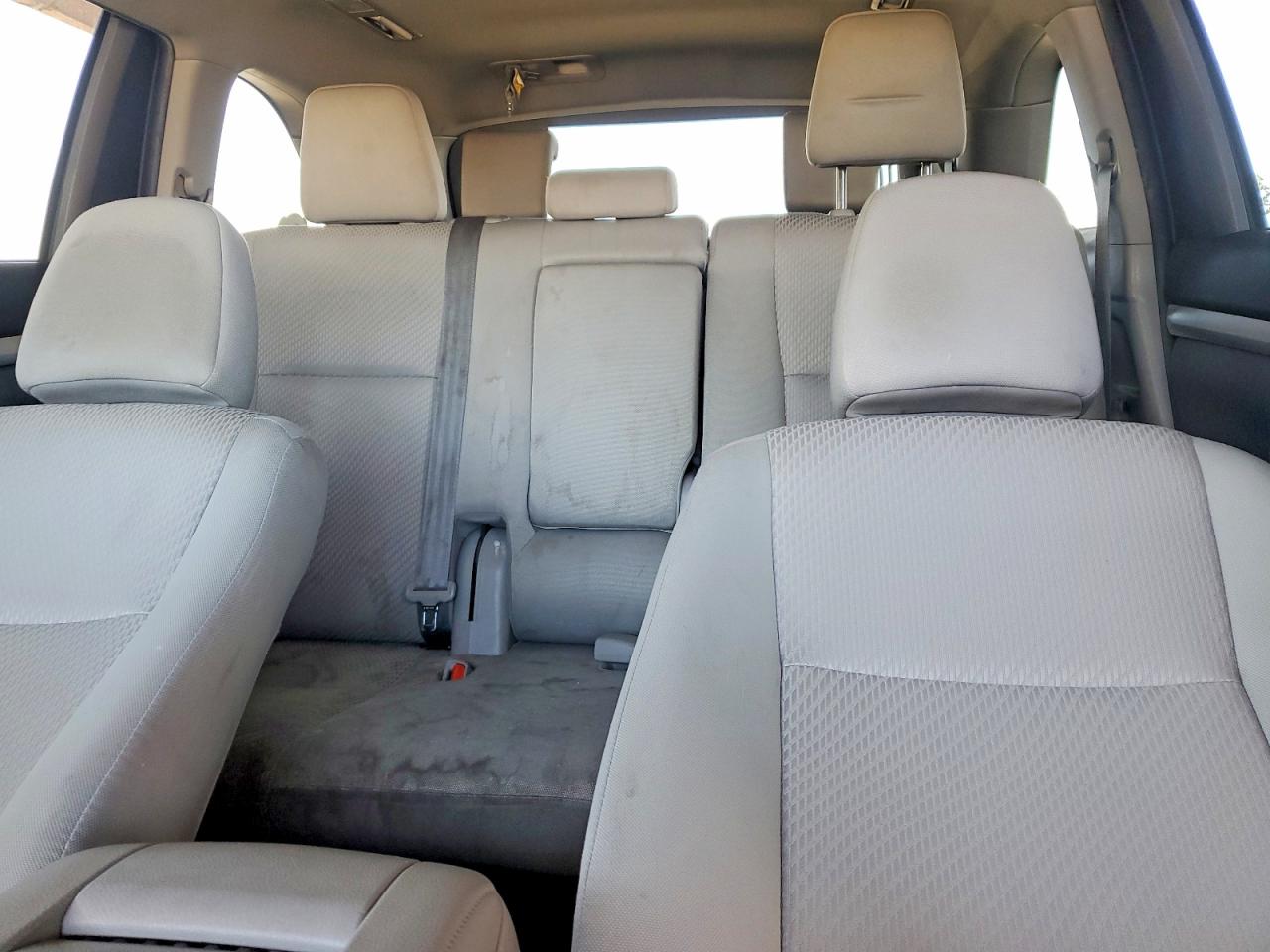 2019 TOYOTA HIGHLANDER LE photo 10
