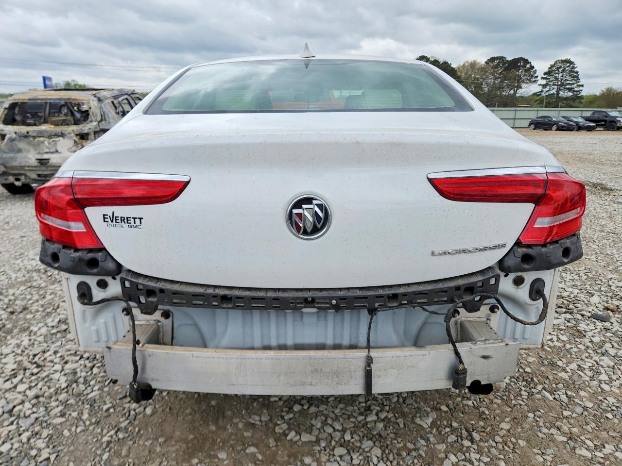 2019 BUICK LACROSSE PREMIUM photo 16