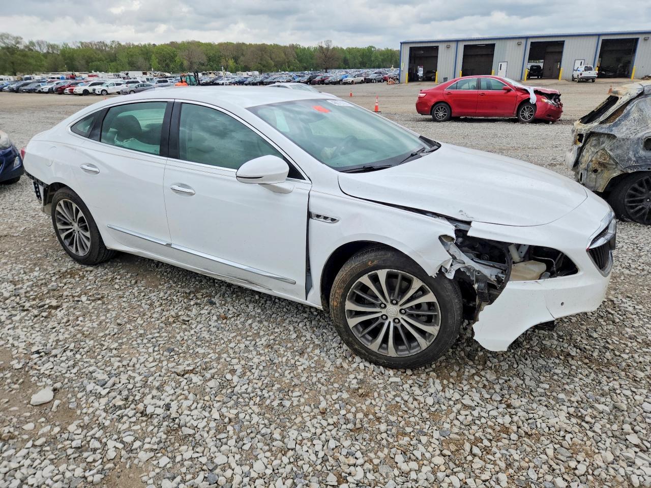 2019 BUICK LACROSSE PREMIUM photo 10