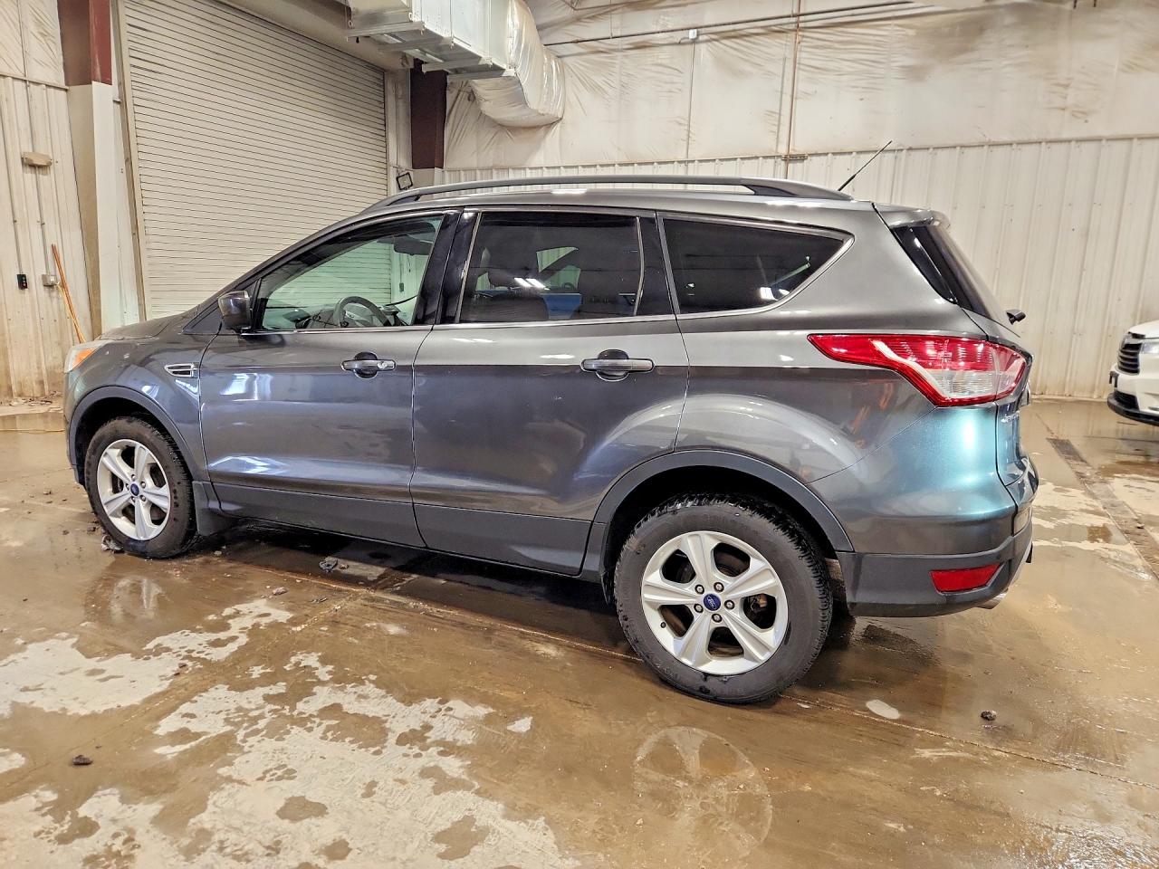 2016 FORD ESCAPE SE photo 3