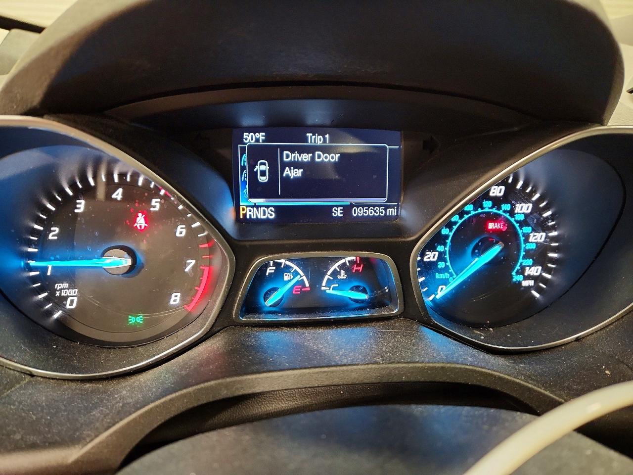2016 FORD ESCAPE SE photo 17