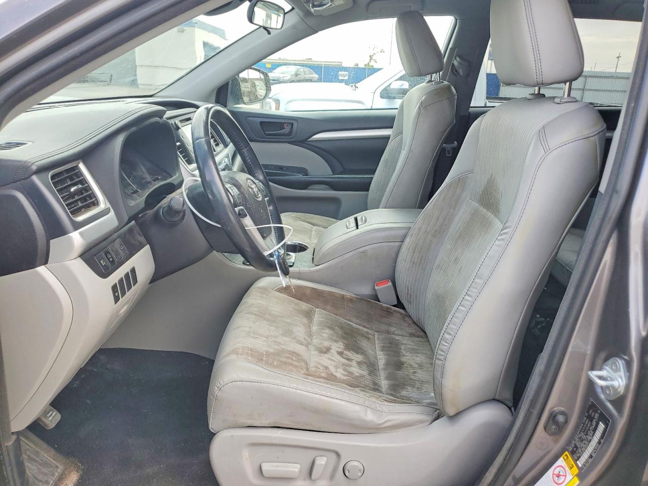 2018 TOYOTA HIGHLANDER LE PLUS photo 19