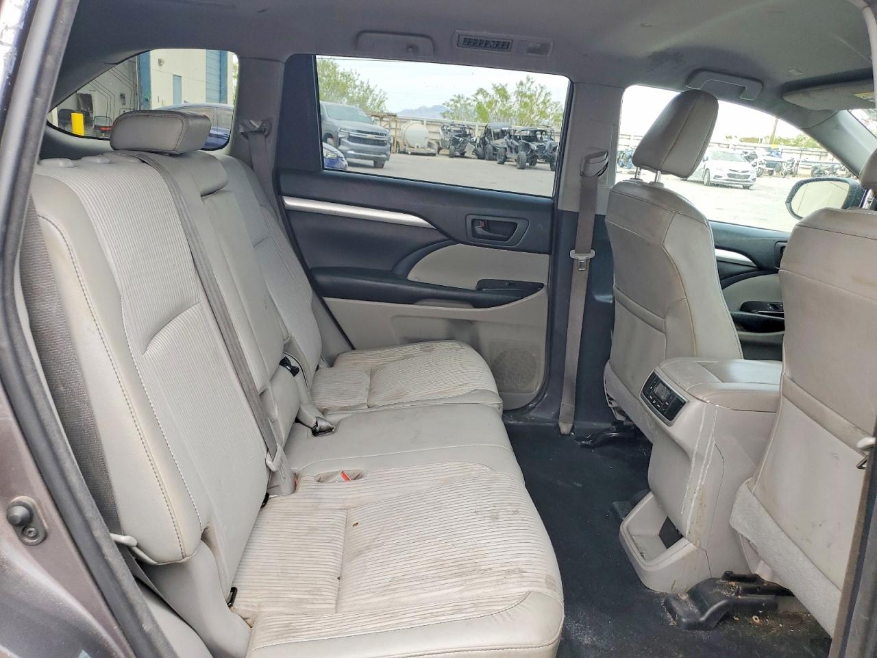 2018 TOYOTA HIGHLANDER LE PLUS photo 31