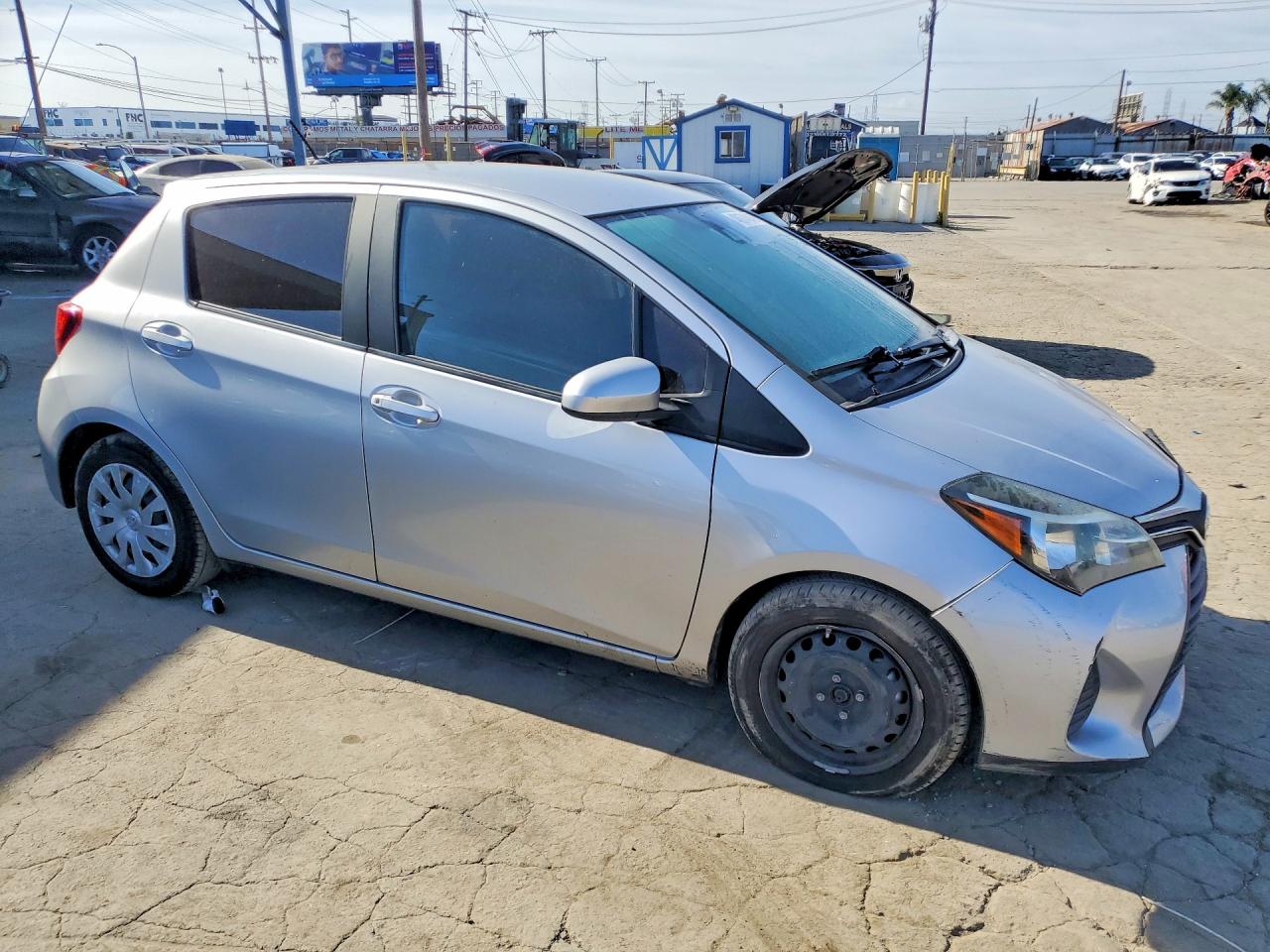 2017 TOYOTA YARIS 5-DOOR L FLEET photo 10