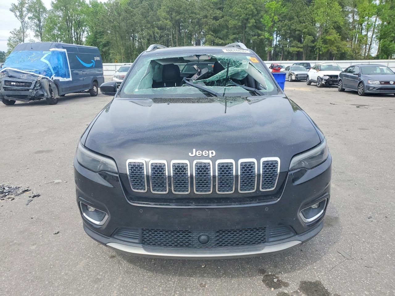 2019 JEEP CHEROKEE photo 9