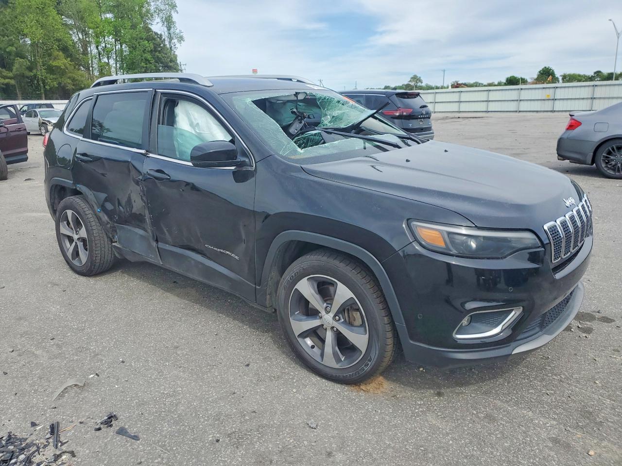 2019 JEEP CHEROKEE photo 7