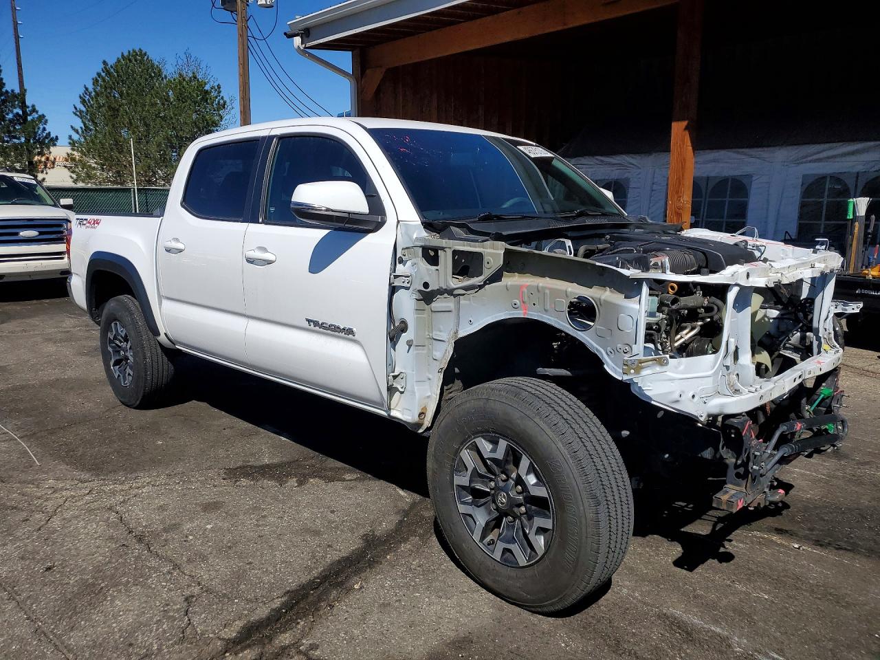 2017 TOYOTA TACOMA TRD OFF-ROAD photo 7