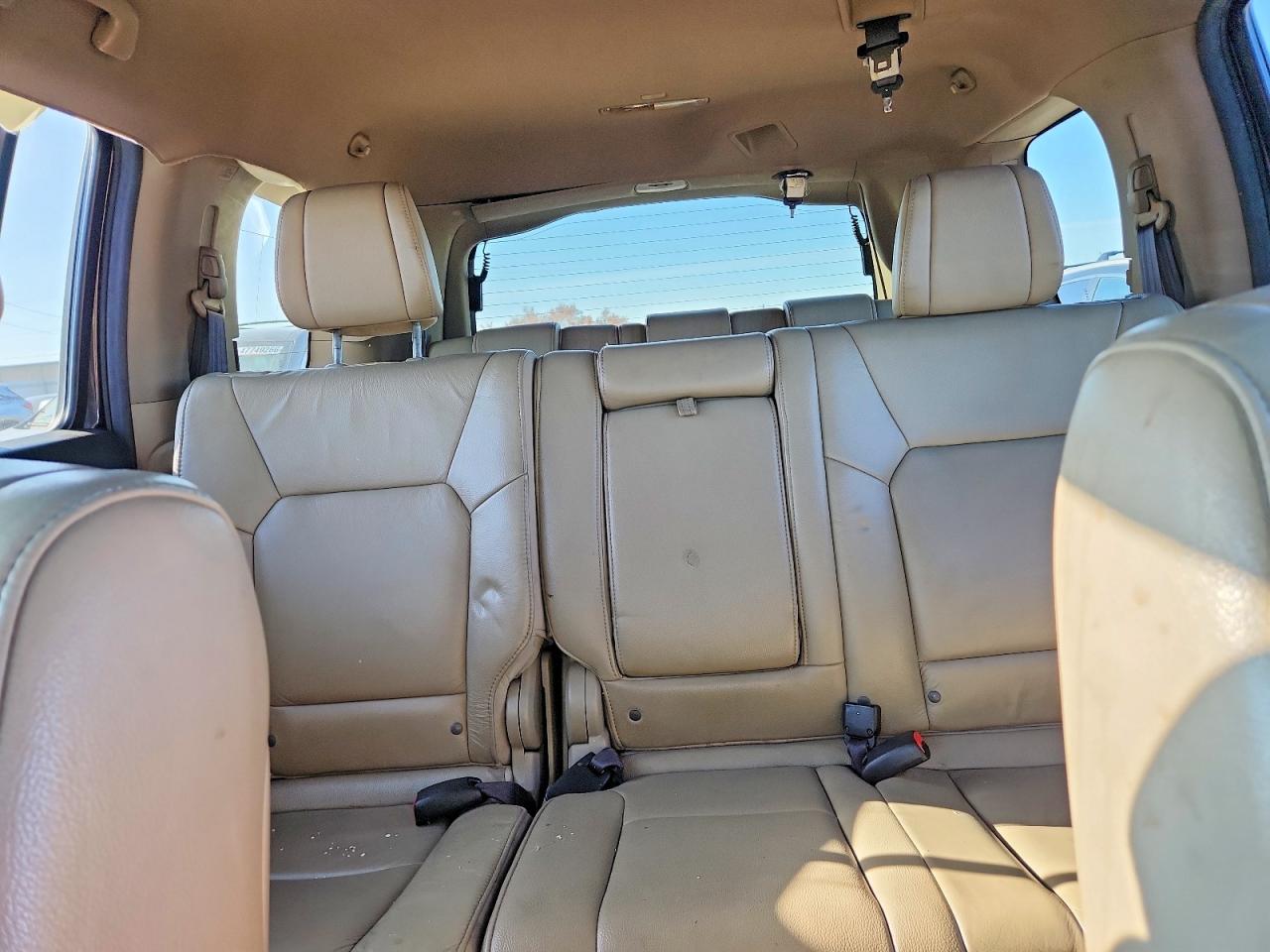 2012 HONDA PILOT EXL photo 19