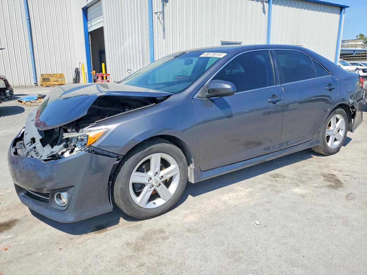 2013 TOYOTA CAMRY