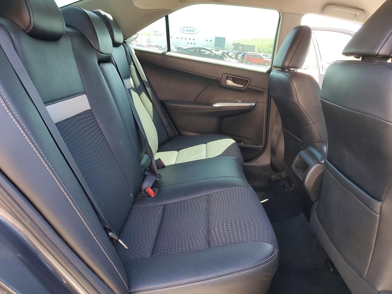 2013 TOYOTA CAMRY SE photo 19