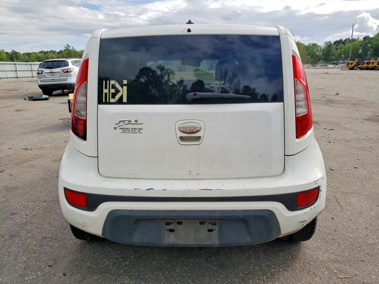 2013 KIA SOUL photo 11