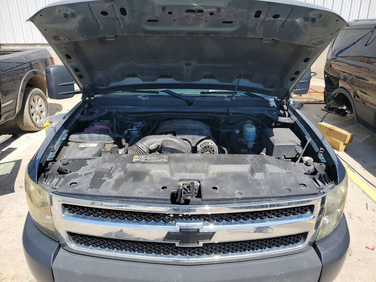 2009 CHEVROLET SILVERADO K1500 LT photo 11