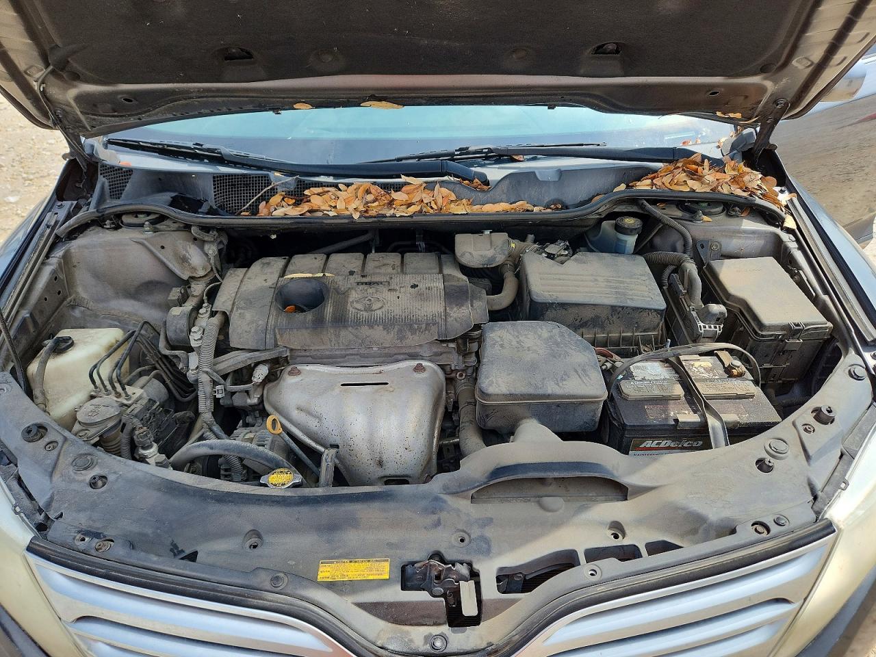 2012 TOYOTA VENZA LE photo 23