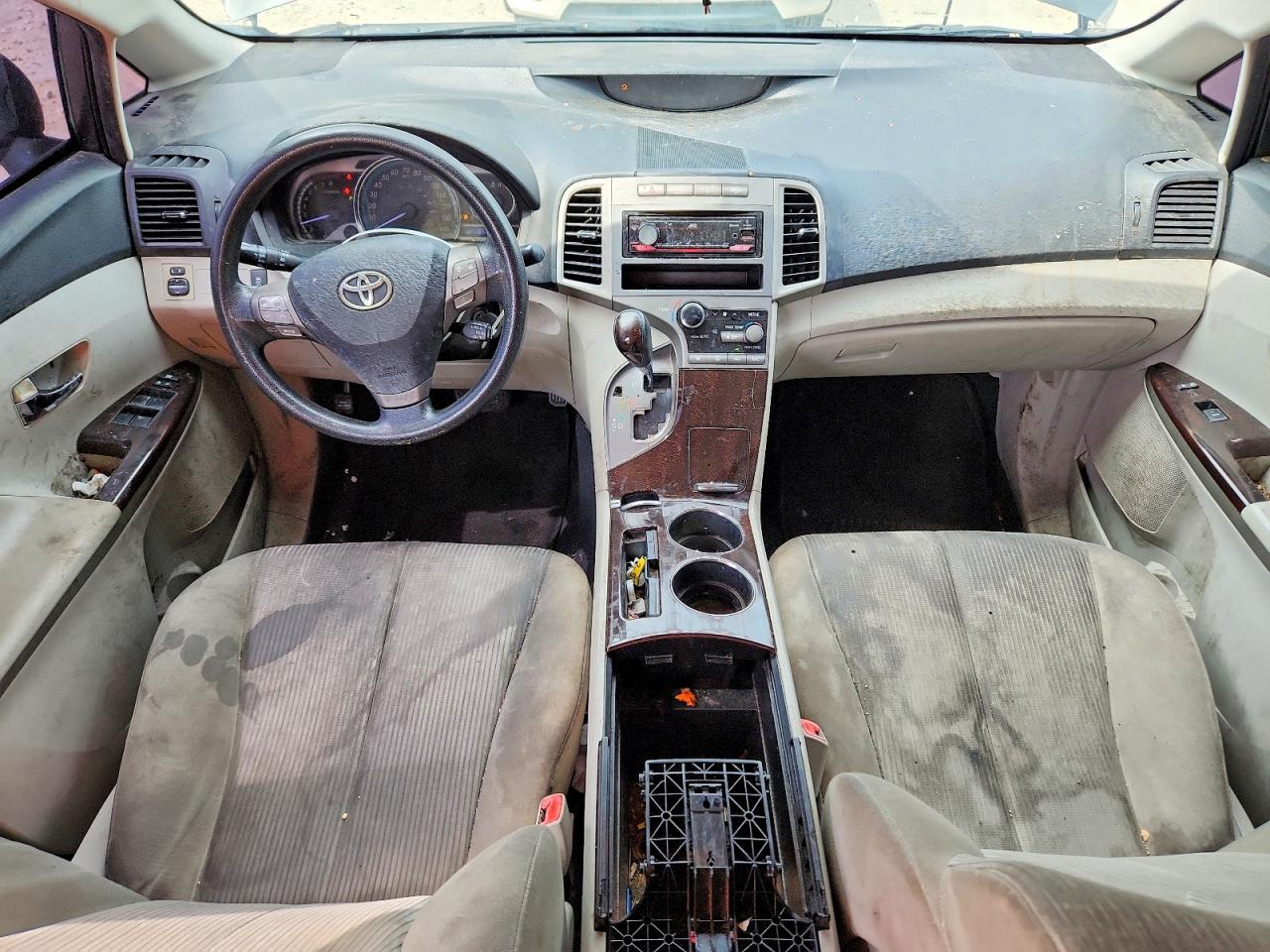 2012 TOYOTA VENZA LE photo 15