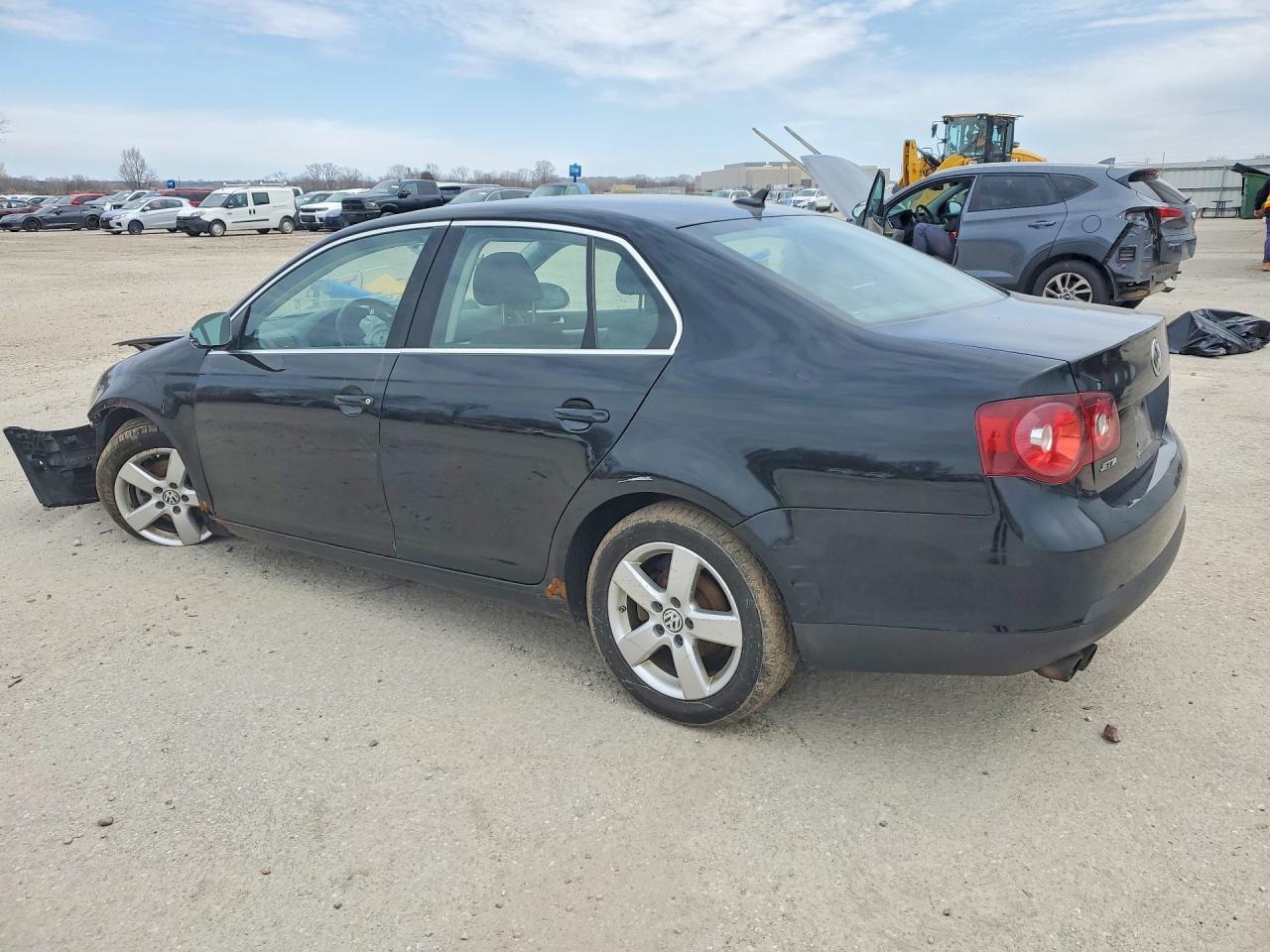 2008 VOLKSWAGEN JETTA SE photo 4
