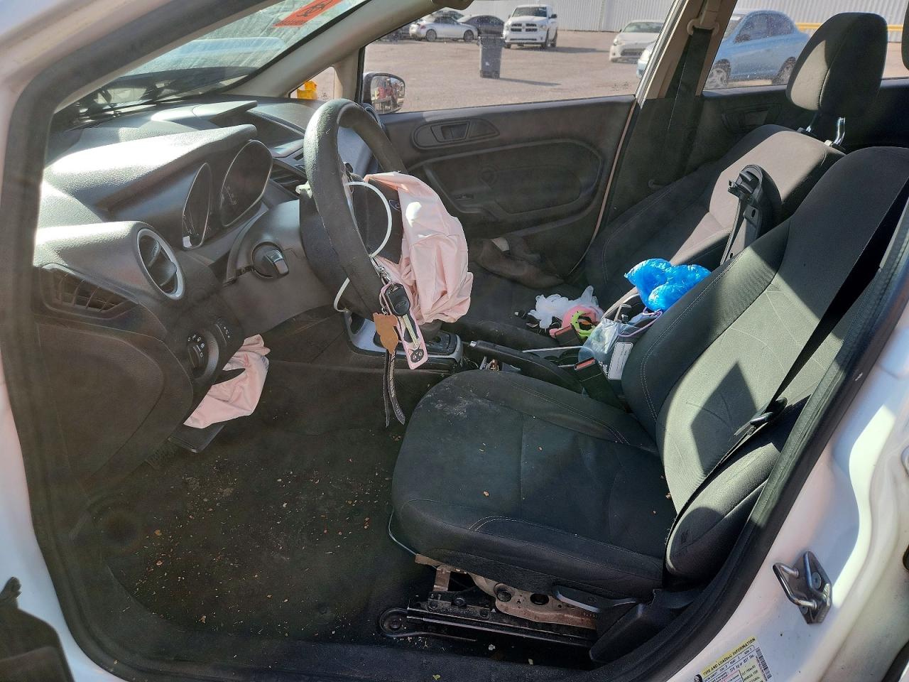 2018 FORD FIESTA SE photo 13