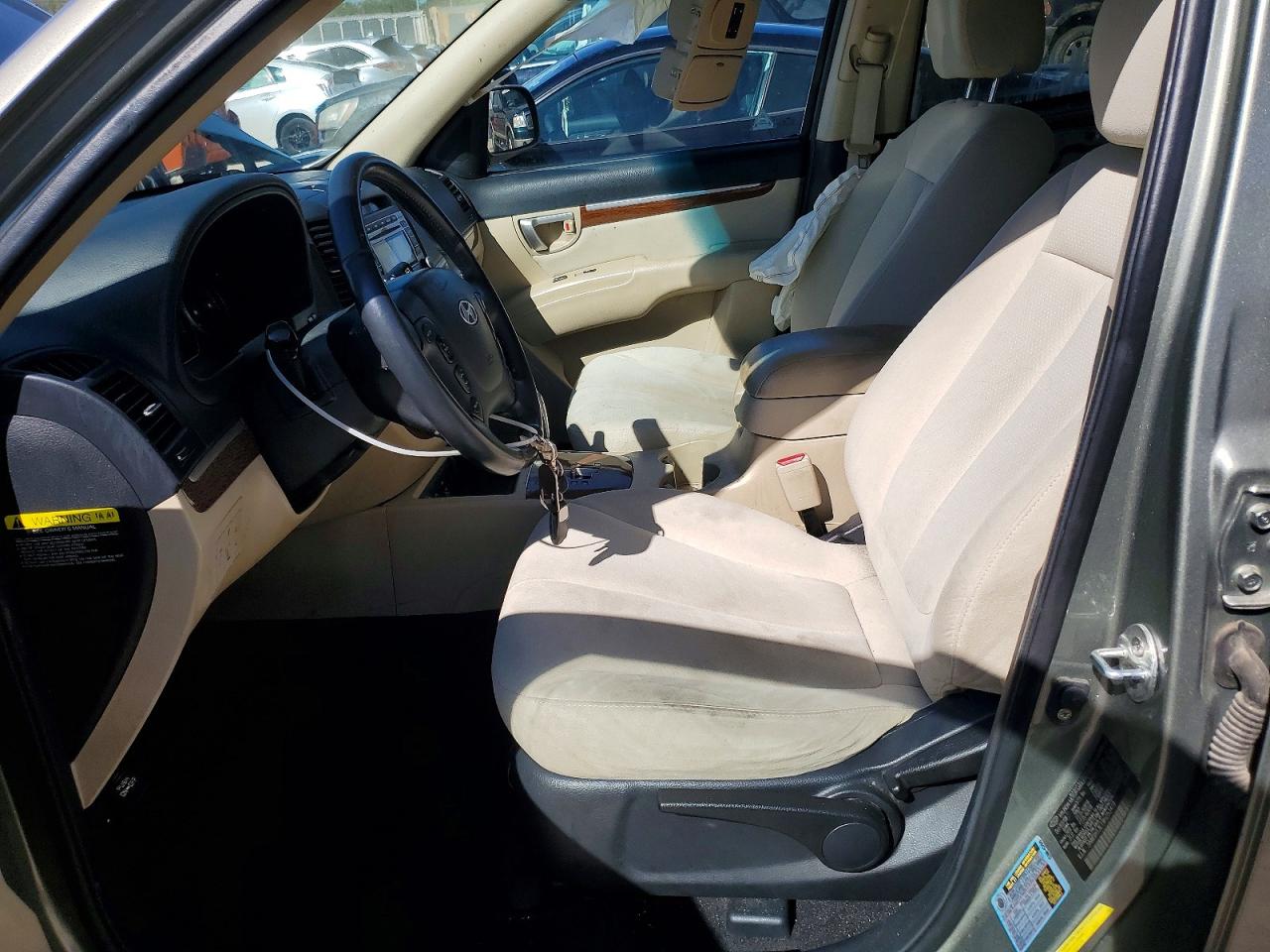 2009 HYUNDAI SANTA FE SE photo 13