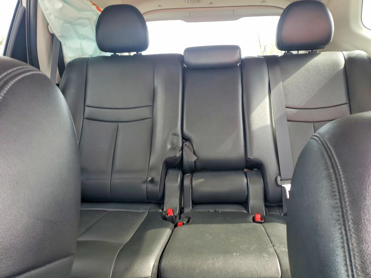 2017 NISSAN ROGUE SL photo 28