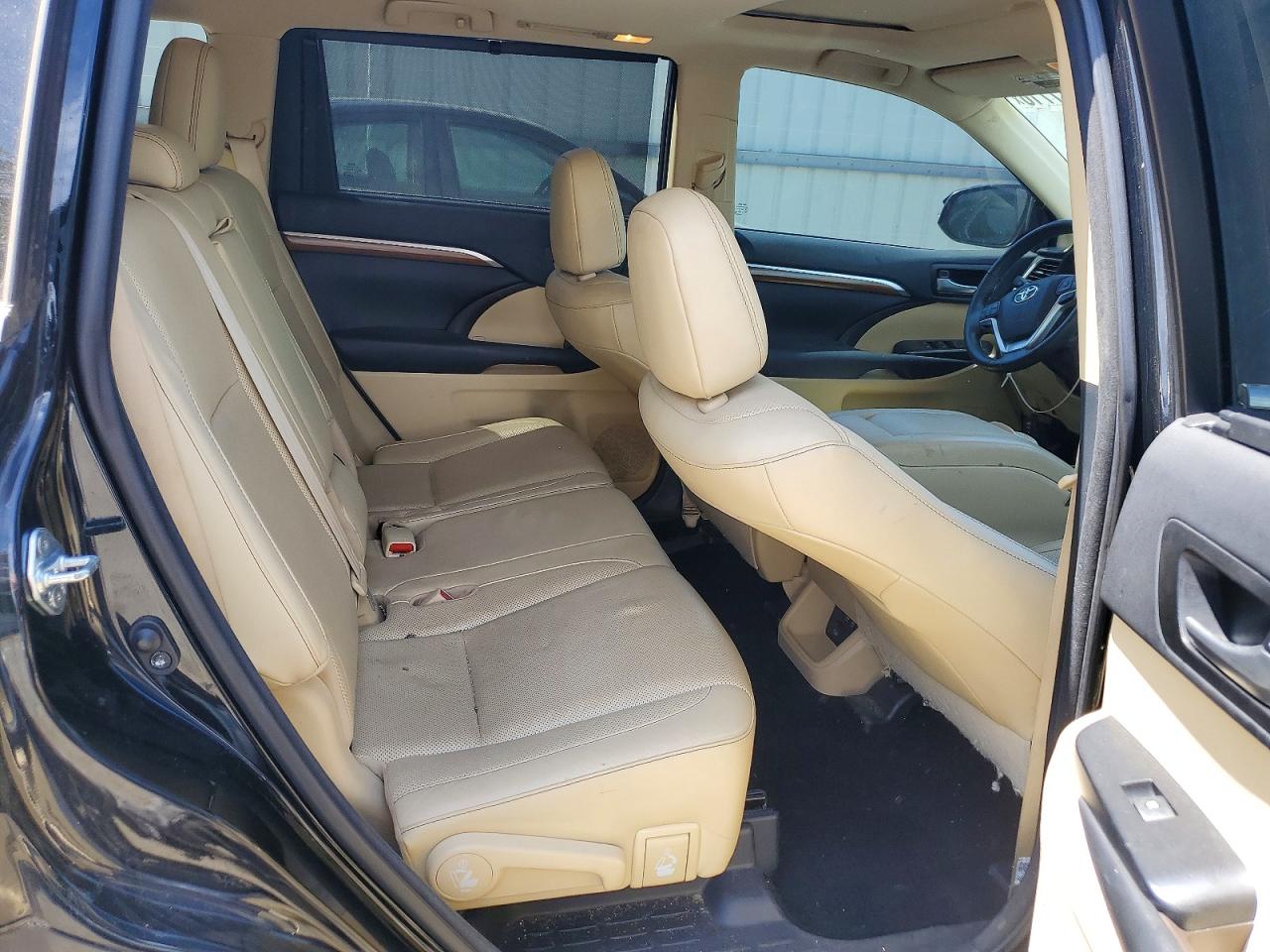 2017 TOYOTA HIGHLANDER LIMITED photo 11