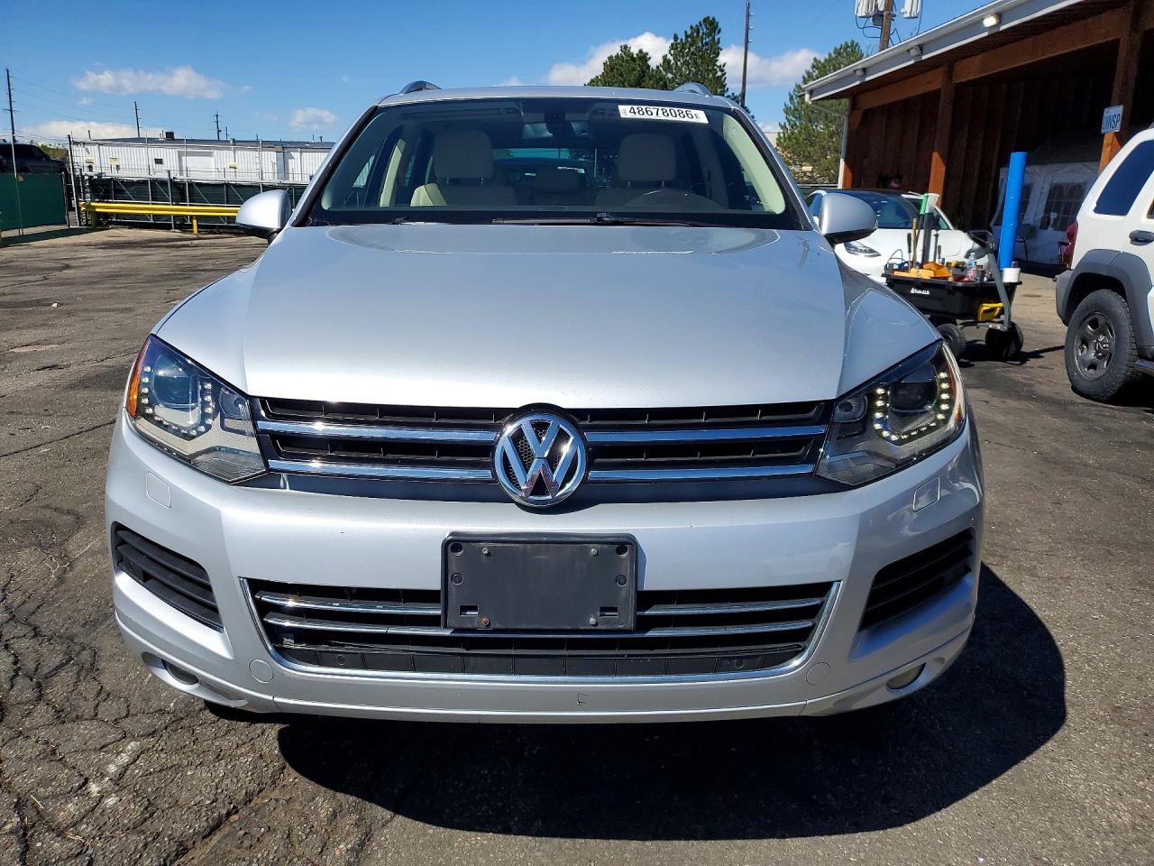 2011 VOLKSWAGEN TOUAREG V6 photo 9