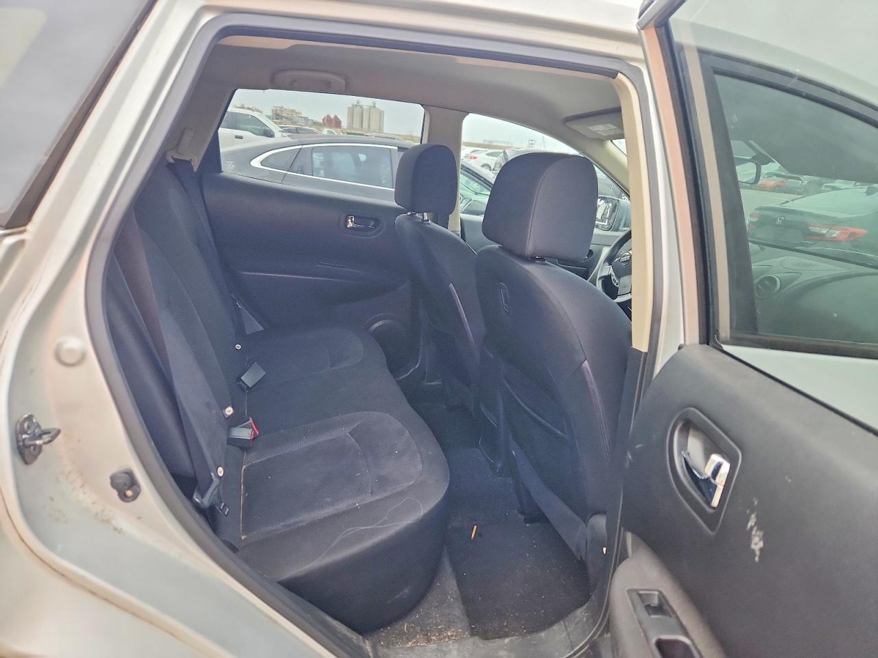 2013 NISSAN ROGUE S photo 19