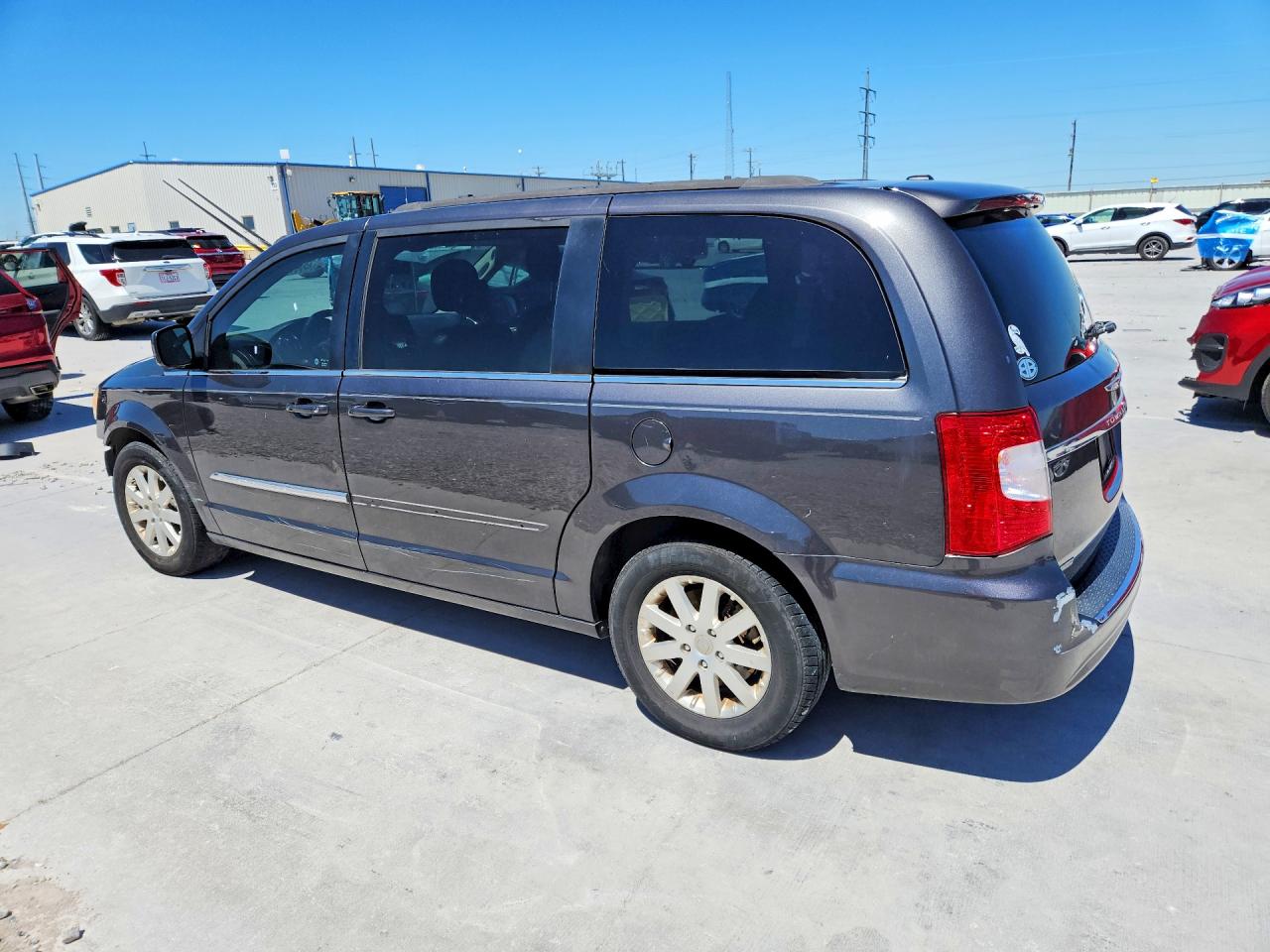 2015 CHRYSLER TOWN & COUNTRY TOURING photo 3