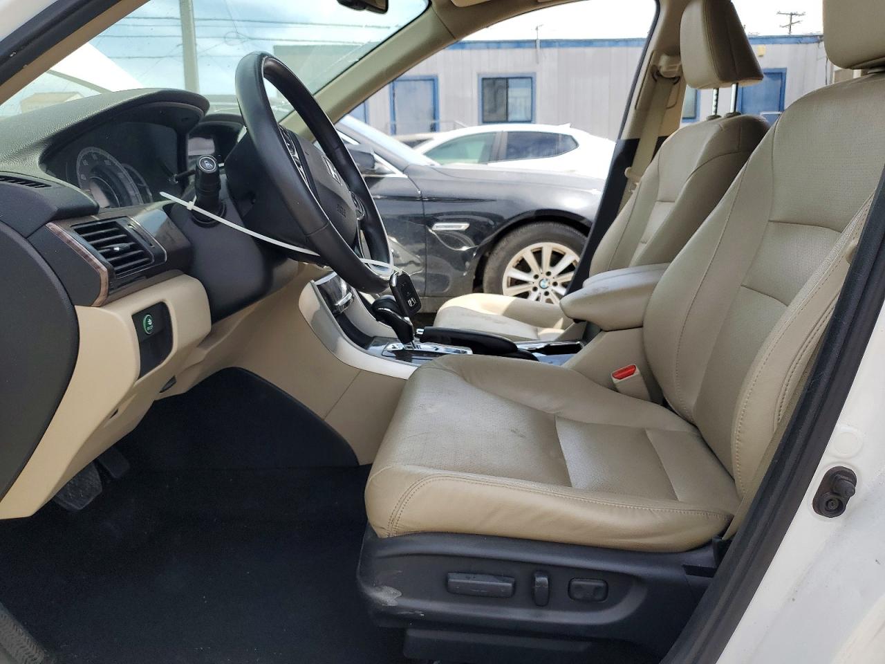2016 HONDA ACCORD EXL photo 7