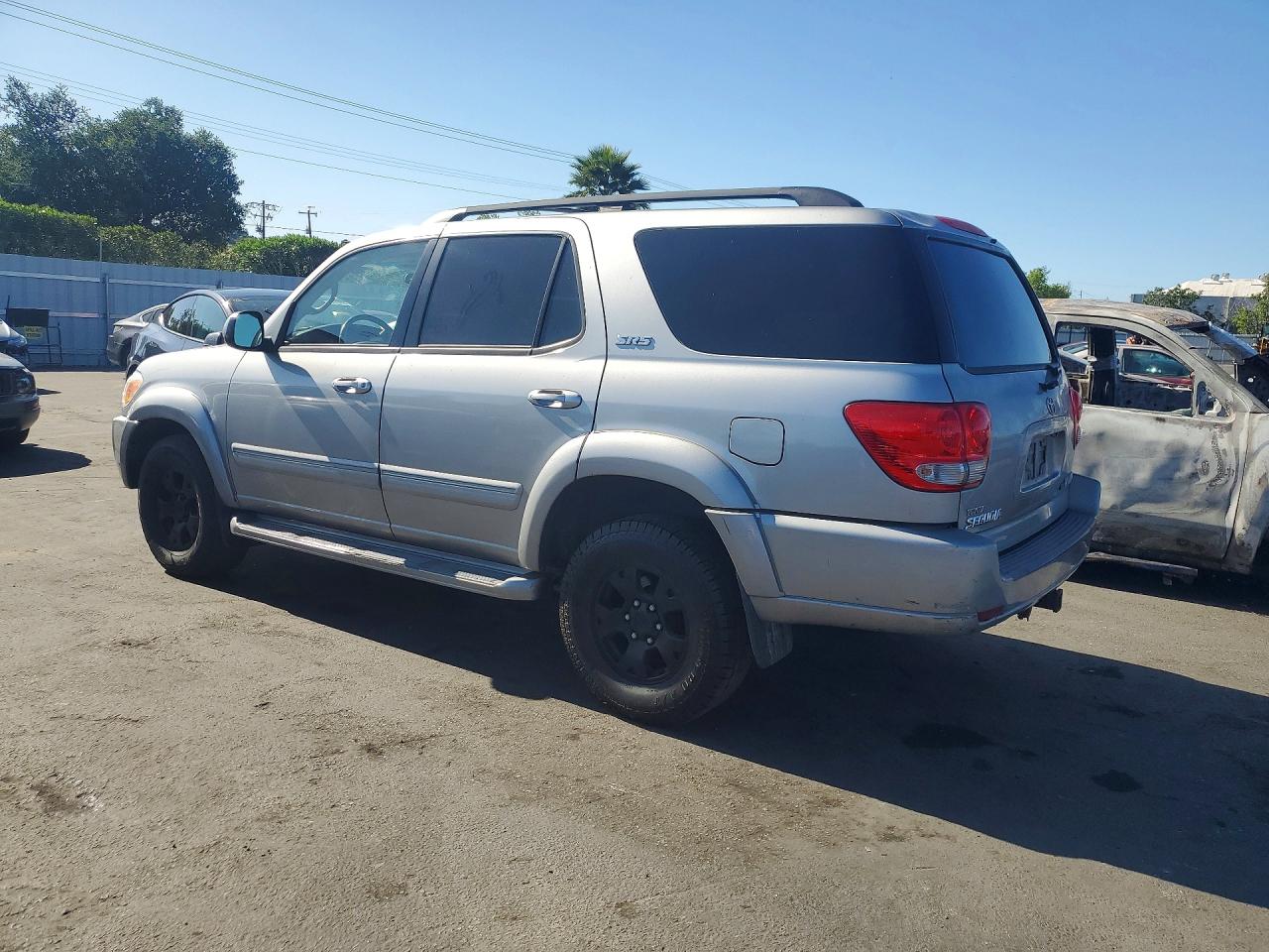 2007 TOYOTA SEQUOIA SR5 photo 2